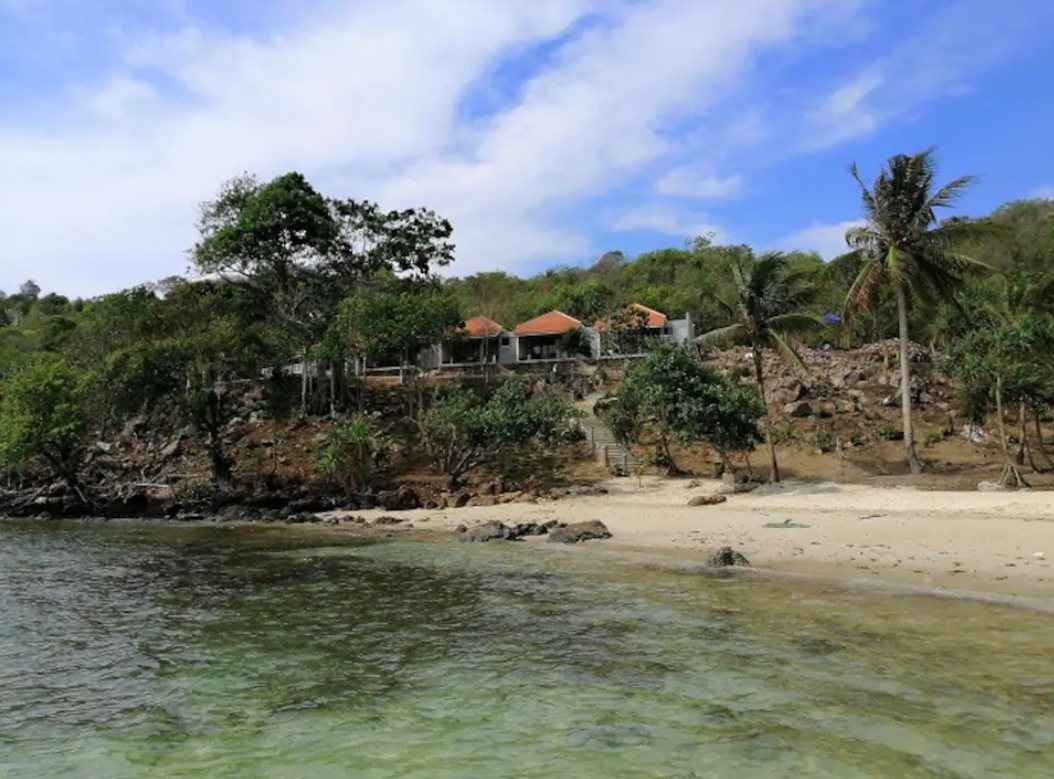 Legon Waru Cottage